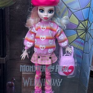 monster high Pink Heart-Stripe Sweater Doll Outfit with Pink Beret & Bag